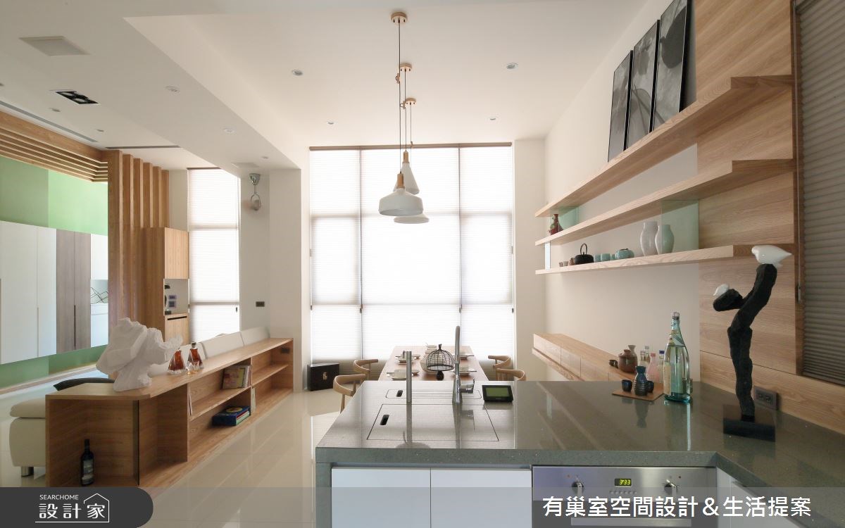 挑高透天成就一百分採光！現代人文風的森林木質調，加入無毒建材讓居住...