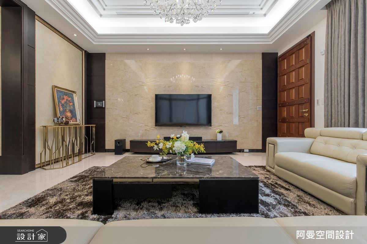 醫生的明亮 Lounge Bar！層層精彩的新古典透天別墅