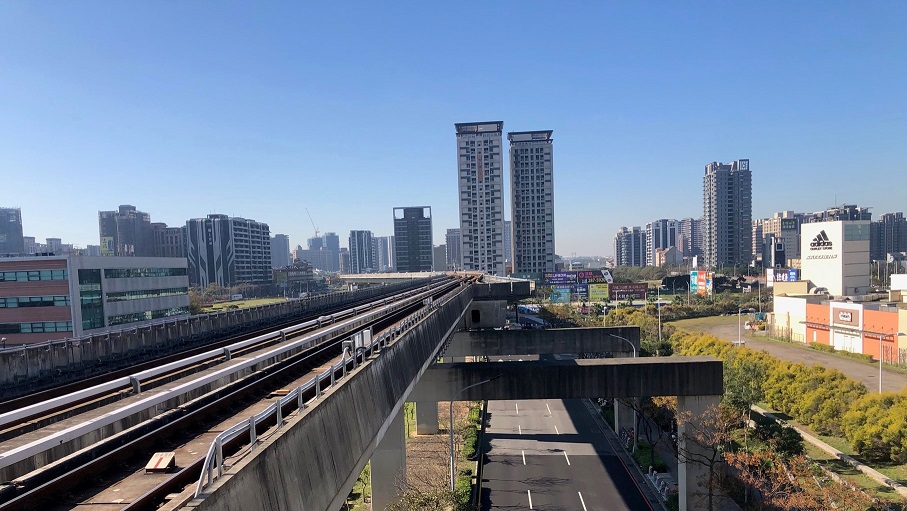 別當盤子搶青埔！他讚中壢市區一坪27萬 遭網狂洗臉