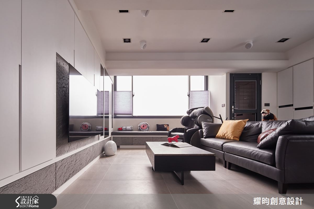  23 坪北歐都會系居家 輕熟女的迷人黑、灰、白風采