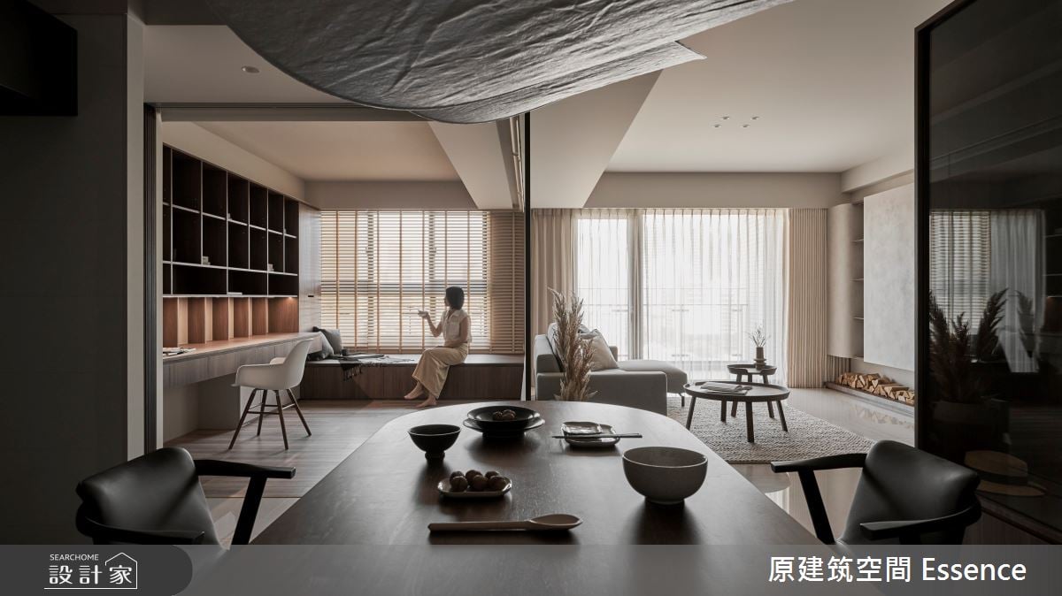 兼具美學更蘊藏機能！溫潤木質與藝術展示蔓延一室，書寫人文禪風氣息