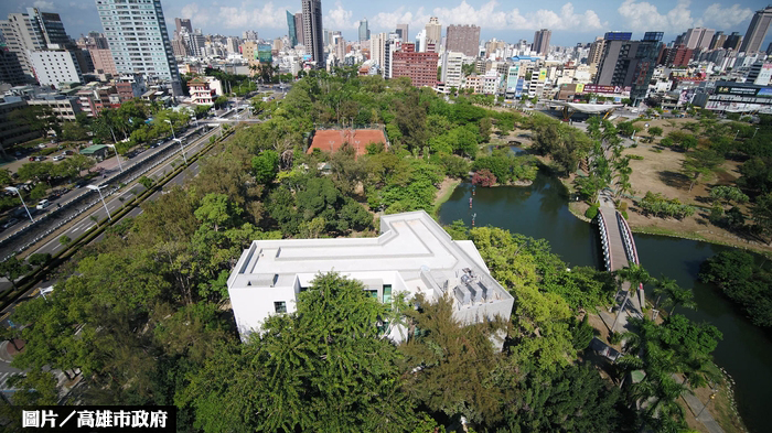 堅持不砍樹 高雄生態圖書館將完工