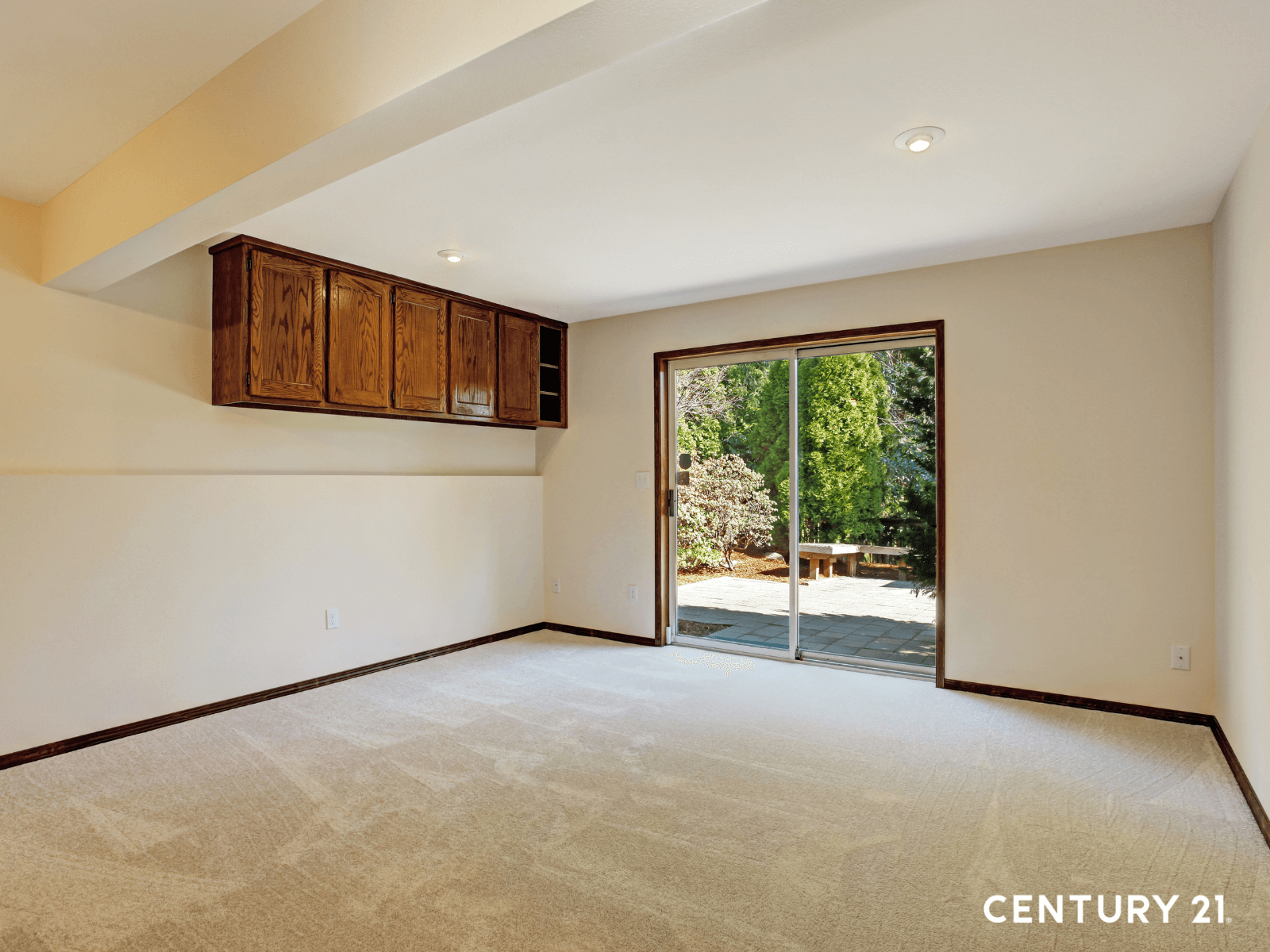 Type 02暗嵌式推拉門 (圖片來源_21世紀不動產)