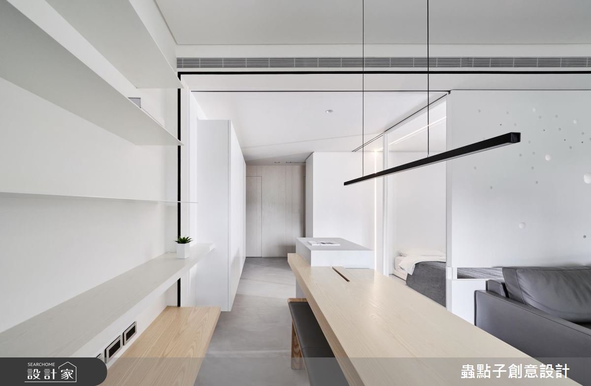 拆解格局、用推拉門靈活界定空間，17坪小家瞬間放大三倍！