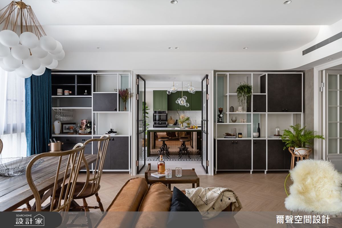 實木餐桌、橄欖綠、花磚打造絕美場景，旅英屋主的40坪英倫復古風家居