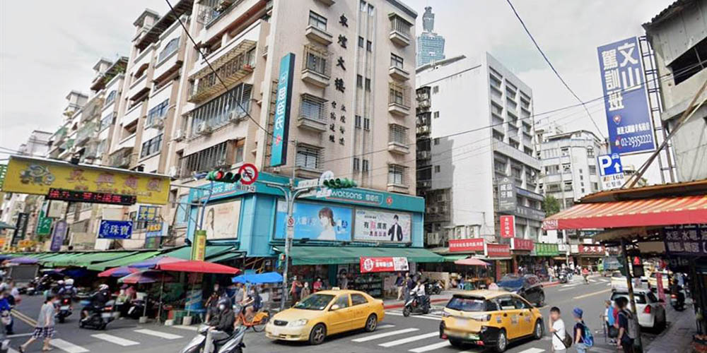 同區不同價 隔一條街房價差快3倍