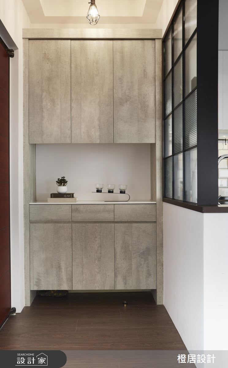 混搭工業風與簡約現代 以親情溫度重塑中古屋樣貌