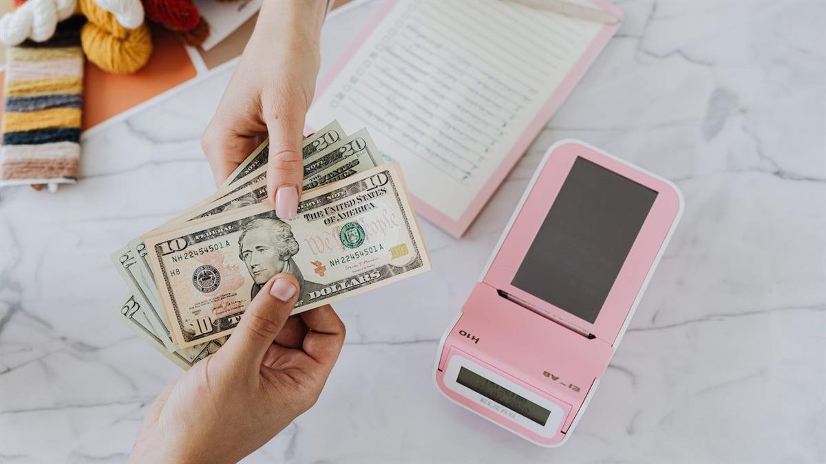 租客來台工作「願一次匯3年房租」賺到？ 內行人：小心變示警帳戶