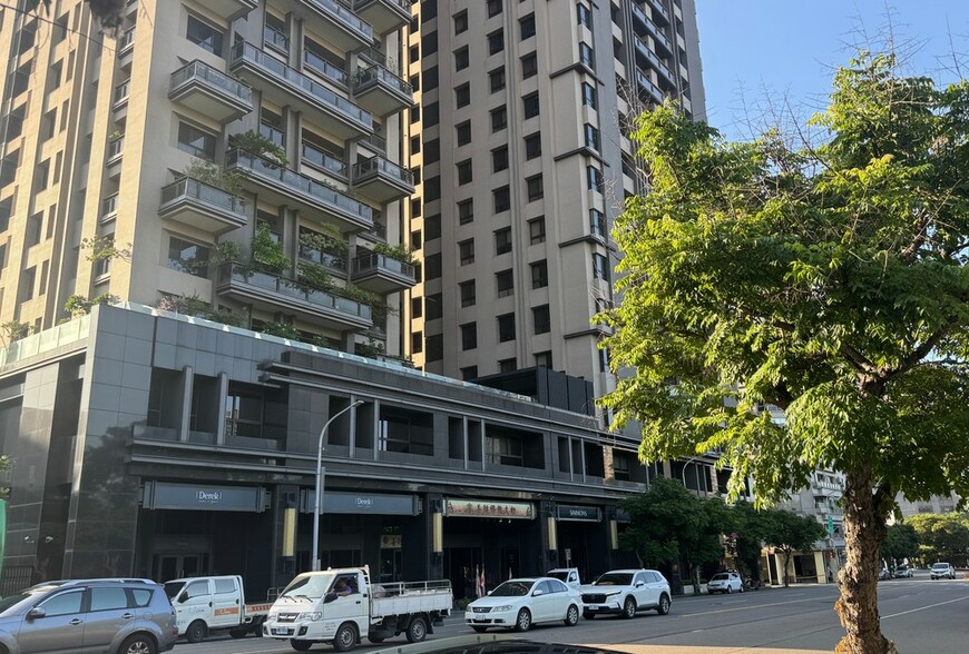 六年屋主哭訴：晚一年賣房少賺200萬！專家揭「2025逃命波」自售攻略