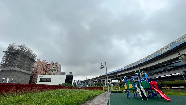 房貸佔收入1/2～1/3！45K公務員心態崩了 專家也補刀：銀行恐拒貸