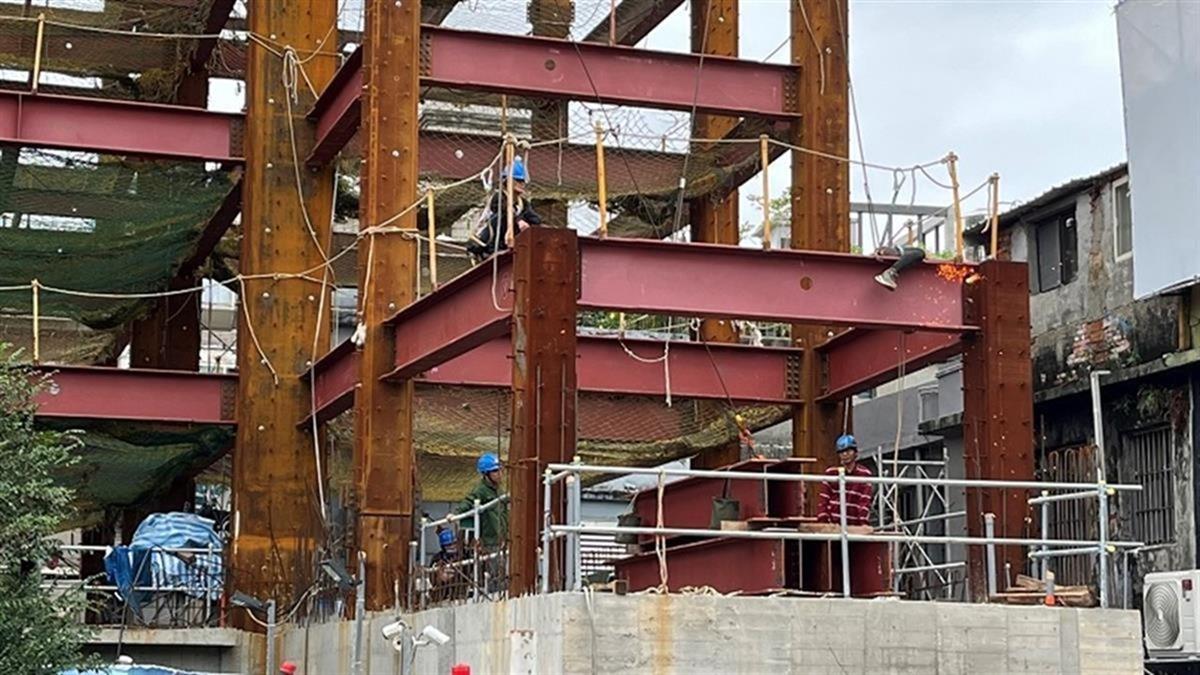 師傅睡午覺被吵 收工具嗆「不做了」統包商曝殘酷現實：沒人敢得罪