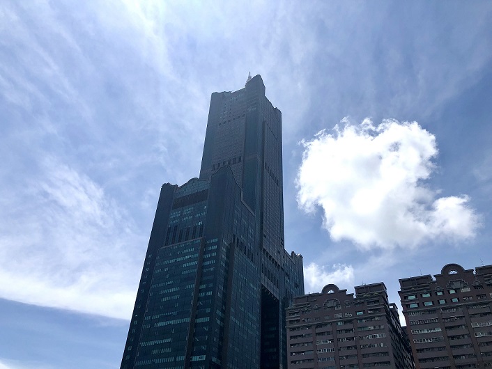 高雄「雲端砲房」遭殲滅！警24小時進駐85大樓 投報率竟有4%