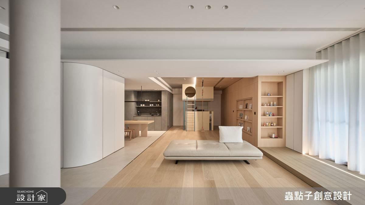 告別陰暗長廊X零碎格局！毛胚屋軸線延展，實現大人 TRX 運動與小孩鞦韆...