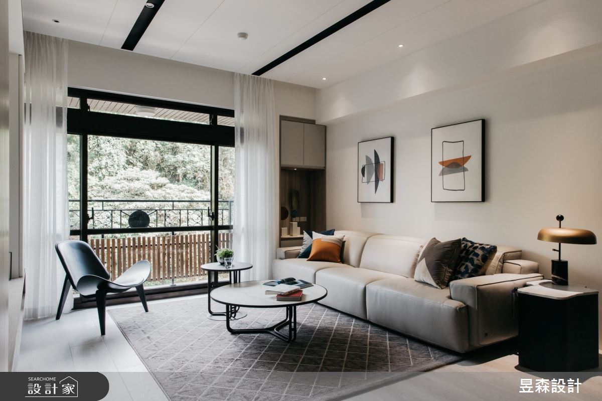 化解中古屋陰暗及動線不良，機能玄關和綠意窗景讓家療癒身心