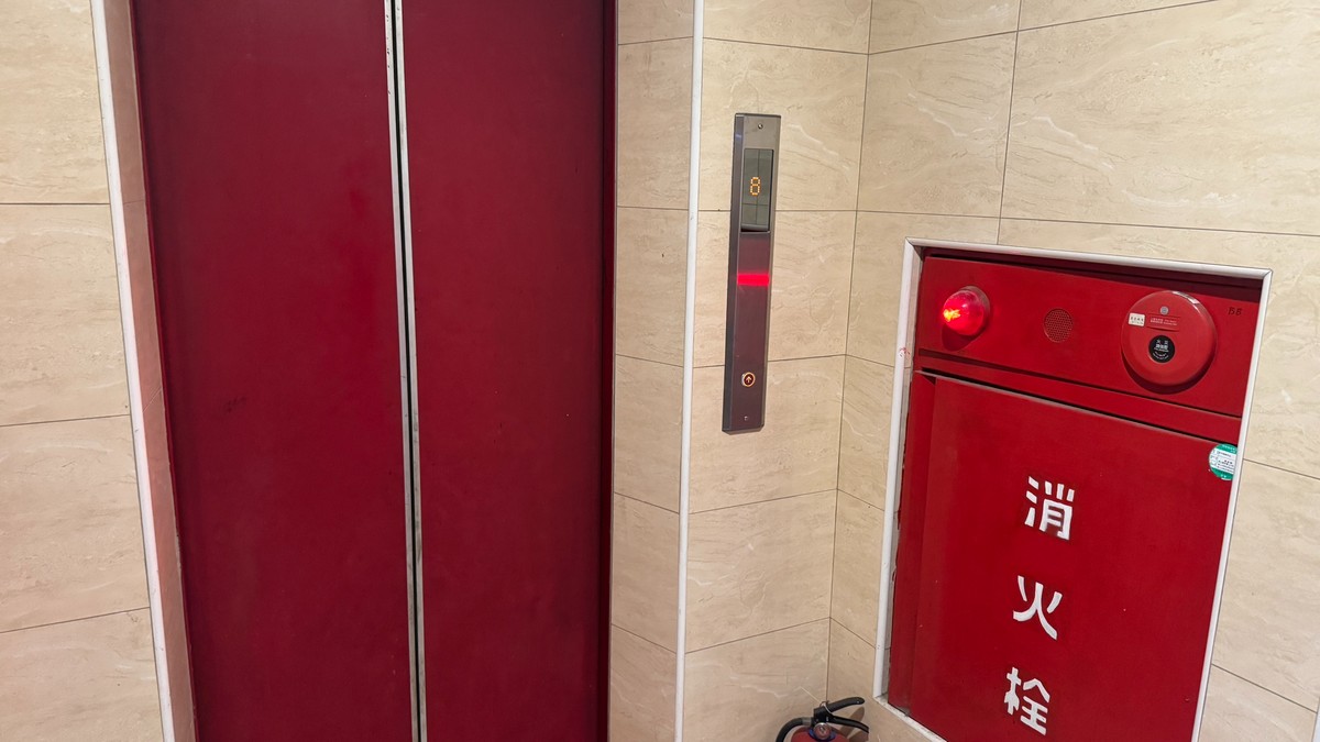 管委會鎖電梯逼住戶搬家？北市社區主委遭起訴　專家：區權會決議不是法...