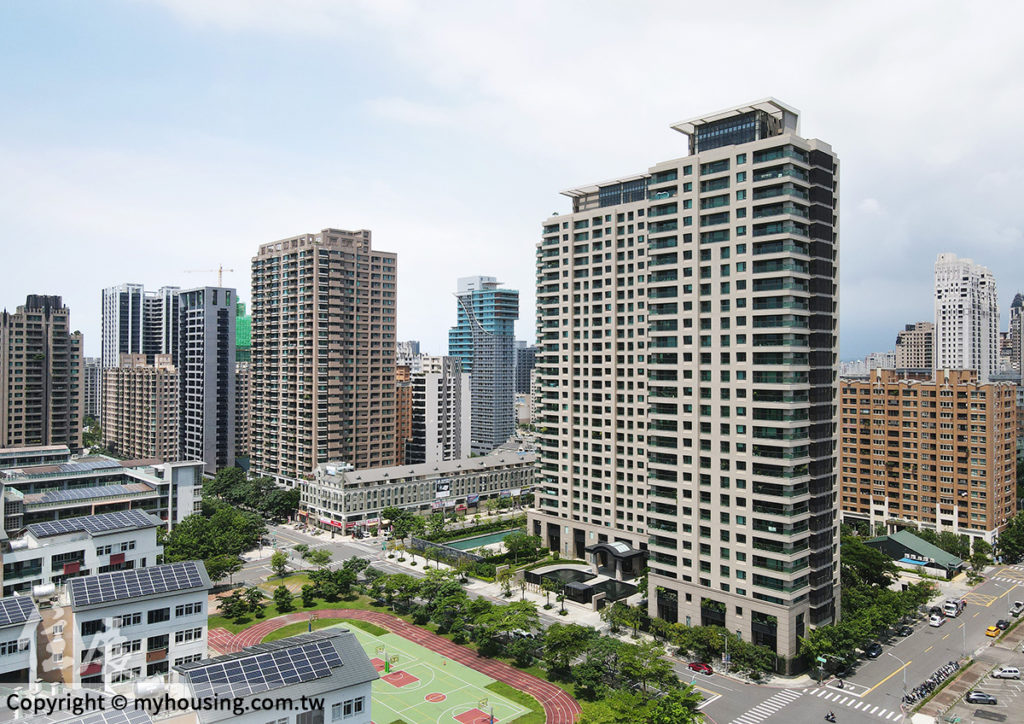 年薪百萬在高雄「買不起新房」？ 網友感嘆：高雄房價真的是回不去了