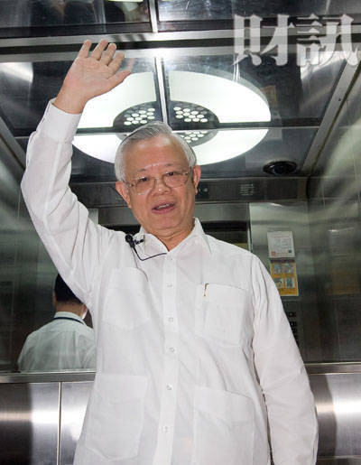 彭淮南財經觀點受重用　何美玥穿梭幕後助益甚多