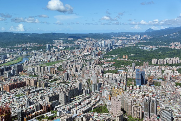 房市冷場 六都10月交易年減28％