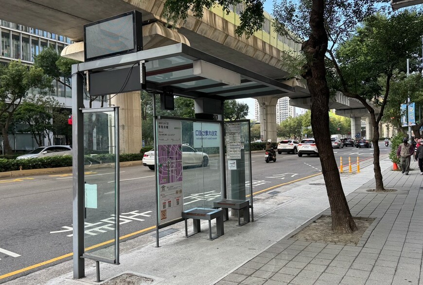 40歲家庭財務拉鋸戰：該「存股」還是「衝買房」？ | M傳媒