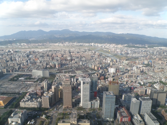 8年來什麼漲得最離譜？他指這1物 眾人掀共鳴：漲到絕子絕孫