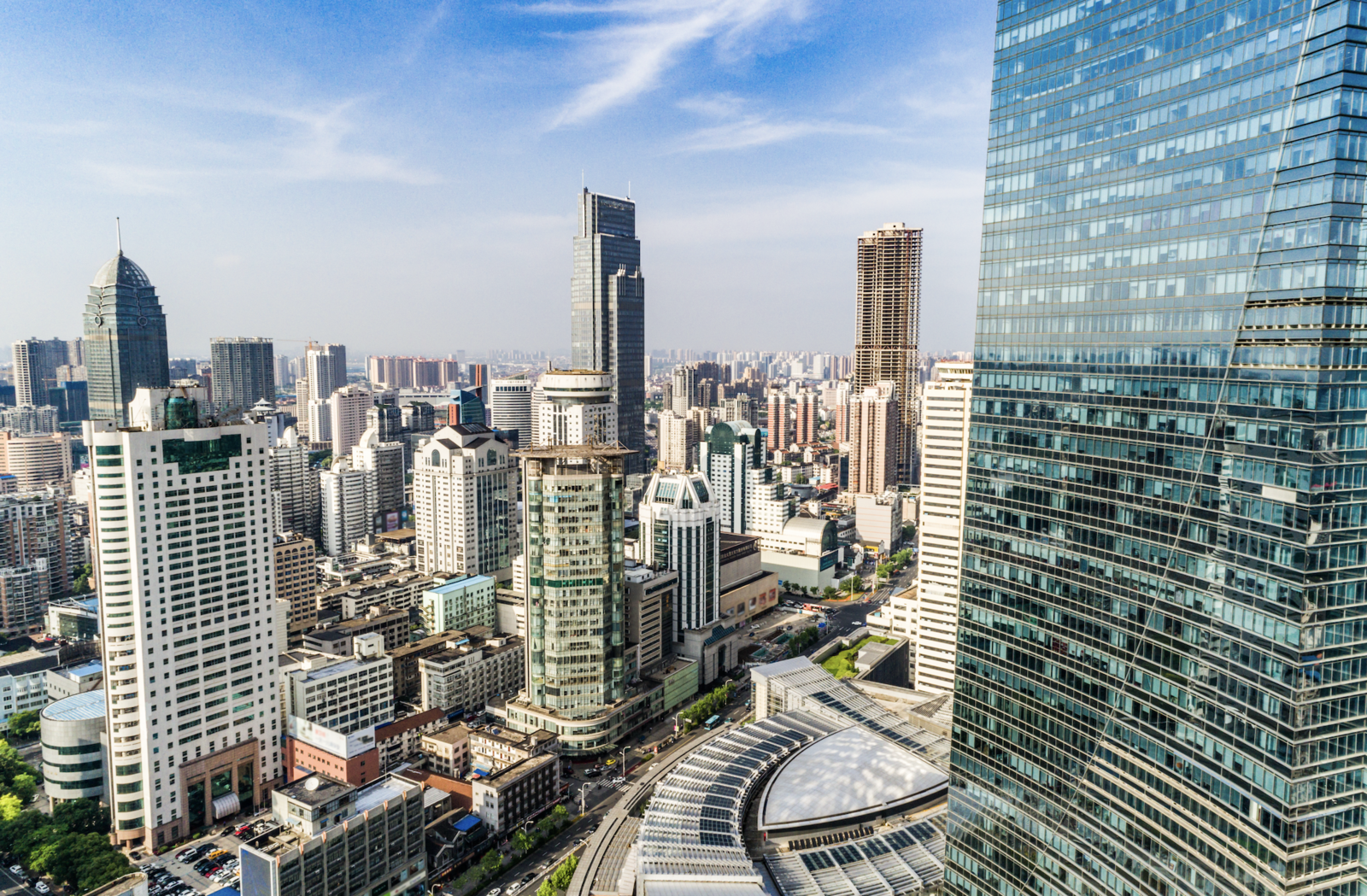 南京復興商辦生活圈：解析台北華爾街的 A 辦轉型與高階居住紅利