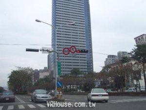 黎明商圈展店熱 助攻七期南側行情