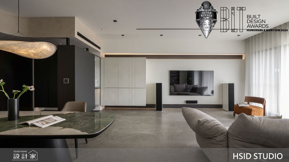 29坪極簡現代宅，以弧形回應流動...