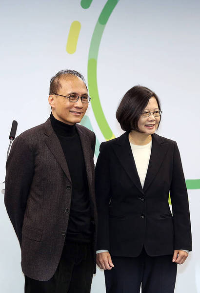 蔡英文滿意度44.4％ 九成民眾叫不出首長名字