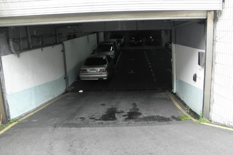 買屋看風水！別太過擔心暗口煞