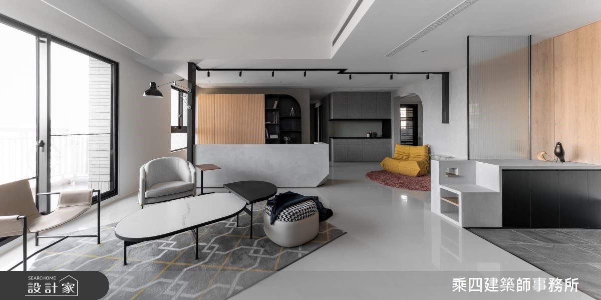 向美好的單身生活致敬！寧靜日光下，暖灰階、木格柵共築38.5坪現代風居家