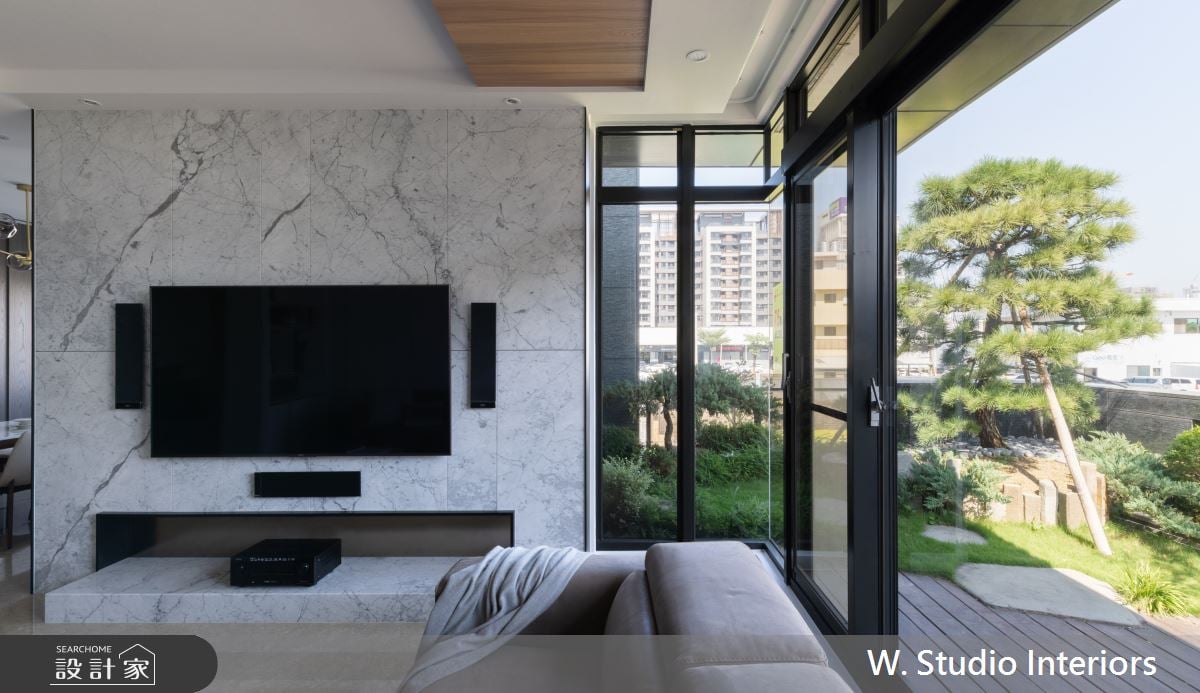 異材質拼接勾勒自然系現代風透天別墅！台中南屯150坪豪邸一展大器風貌