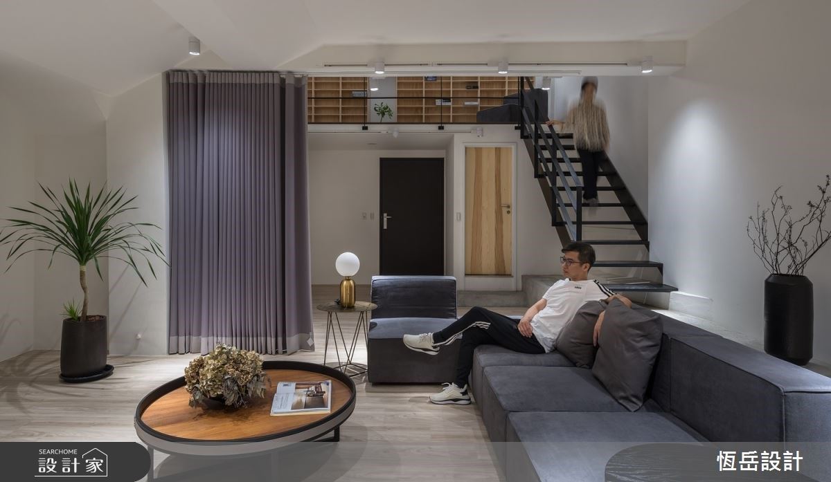 綠意庭院、視聽室一次擁有！百坪透天老屋翻新，散發莫蘭迪色的迷人韻味