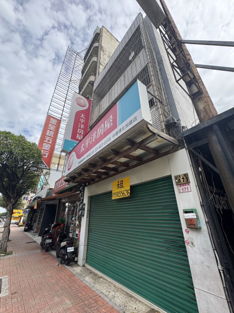 房市虛胖崩塌2／青埔仲介店掛頂讓  改跑外送房仲業掀求生潮