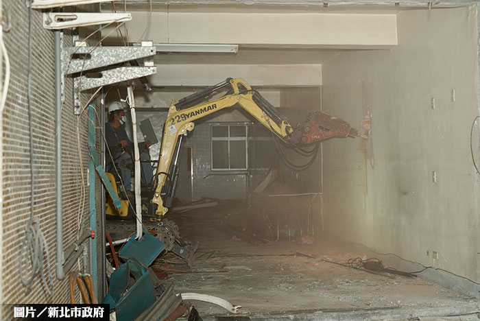 開拔釘子戶！新北板橋都更案代拆完成