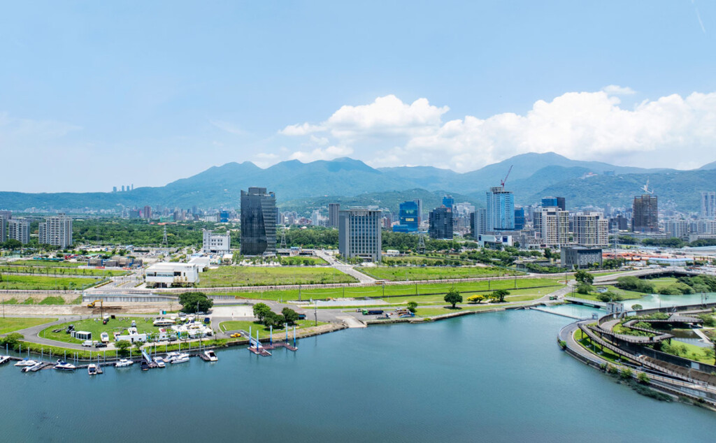 輝達史詩級利多 遠雄商舟尾盤行情拉微笑曲線