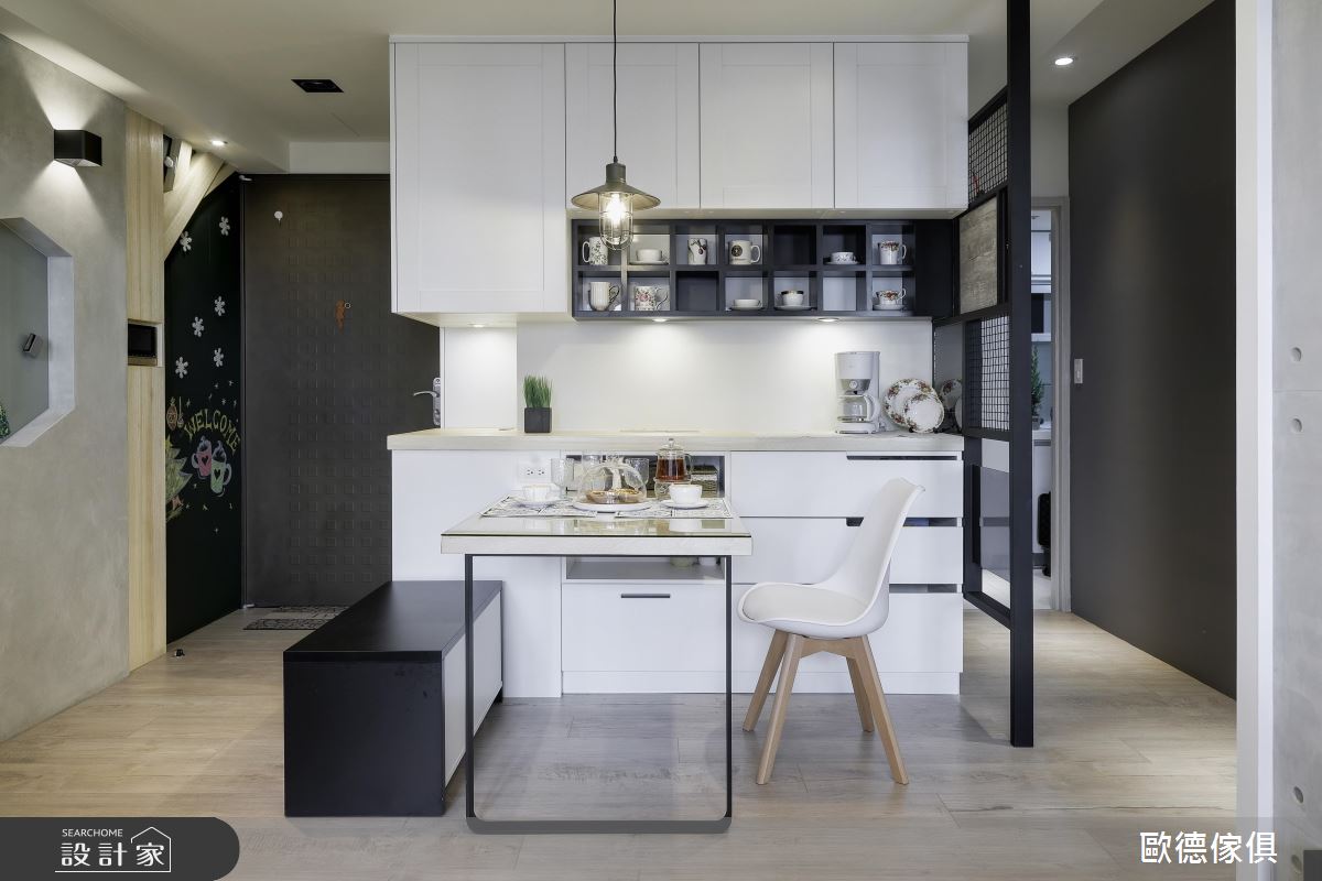 植栽綠意混搭鐵件元素 打造最紓壓透亮的觀景小宅 !