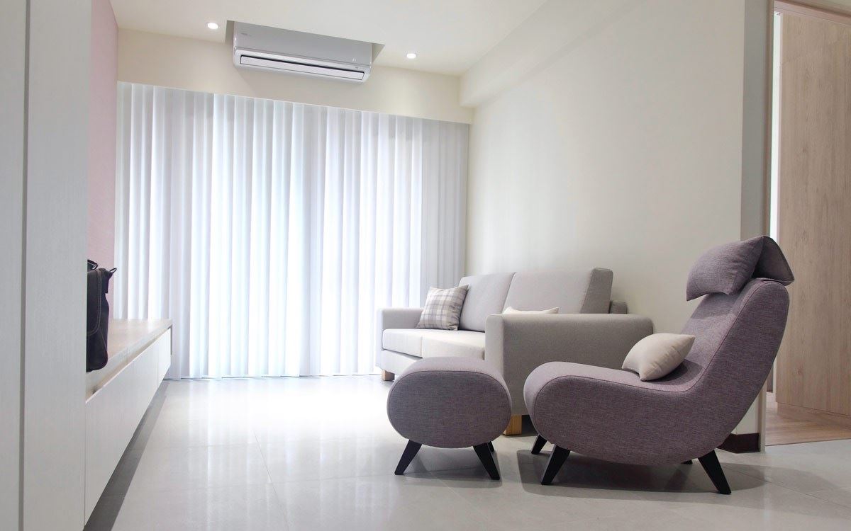 布沙發或皮沙發？從 4 款沙發面料看見自己的需求！