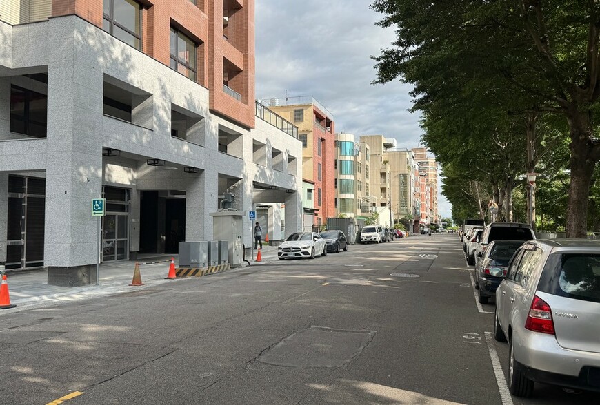 少子化房價卻暴漲的真相！專家揭「三大神秘力量」撐盤　網驚：難怪永遠...