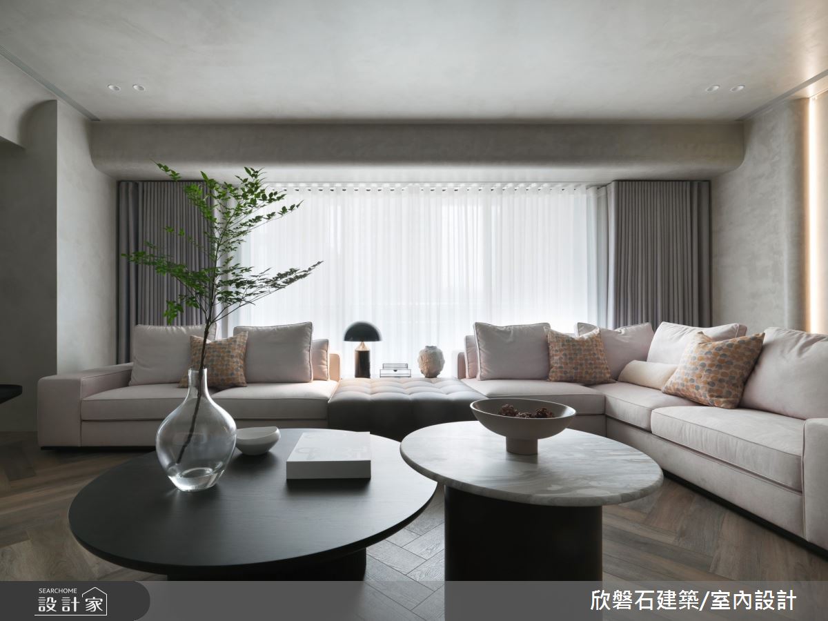 中古屋翻轉純淨侘寂現代風！純粹內斂的極簡生活，承載三代同堂美好日常