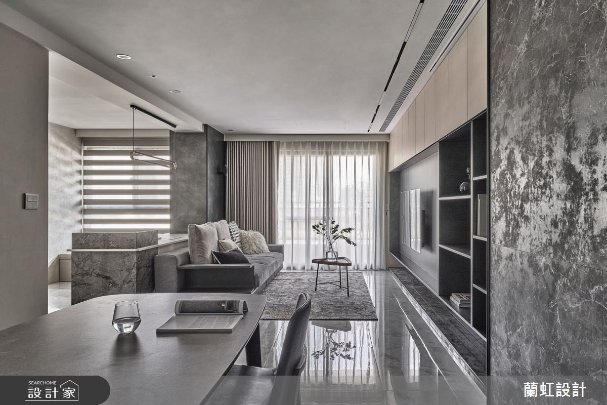 灰階現代宅以石紋、藝術塗料增添層次！貼心的寵物宅設計，圓夢人寵共居...