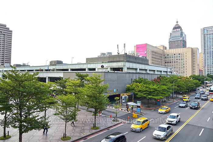 世貿三館地上權標脫 刷新3紀錄