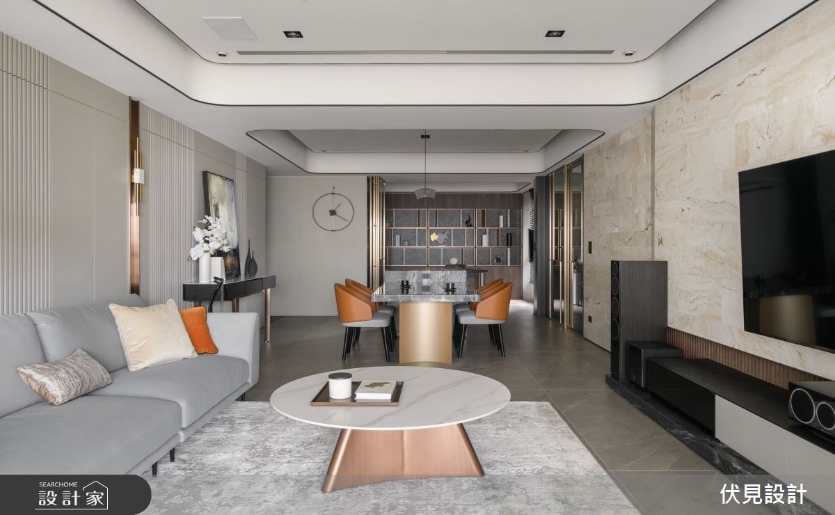 簡約輕奢風迎來三口親子宅！柔和大地色提升暖度，藝術展示牆創造美感體驗