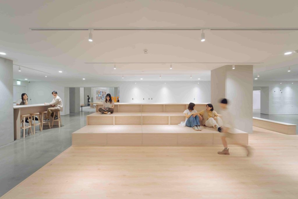 逛展累了就來這！中美館攜手MUJI打造療癒放鬆空間