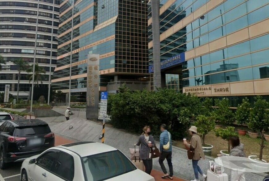 長期旅外過世，遺產稅可能「歸零扣除」？國稅局提醒：兩年內有沒有回台...