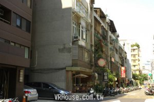 大安區車位夭壽貴 抵過南部透天厝