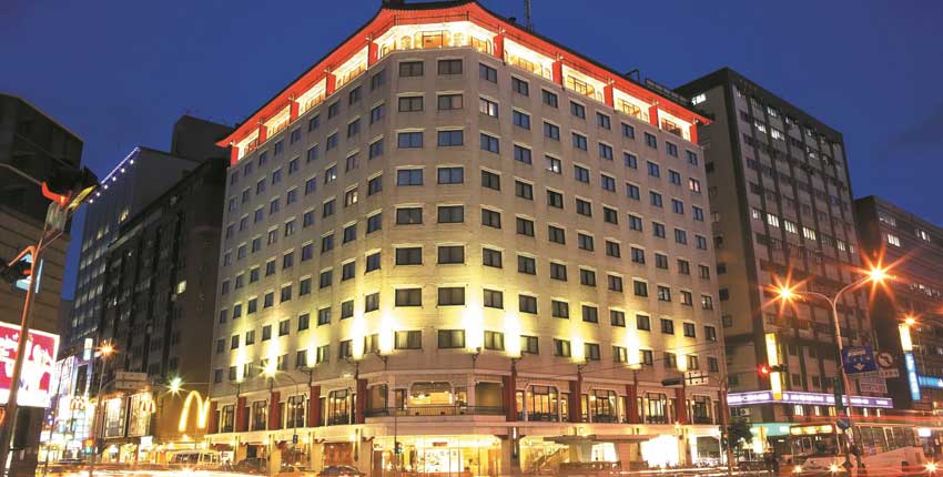 老舊飯店藉危老都更化新妝