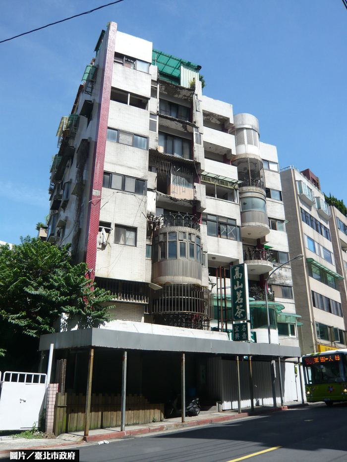 砂屋重建龜步  台北市：9成同意納快軌