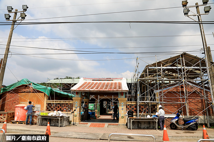 古厝中的建築史 台南江家建築群