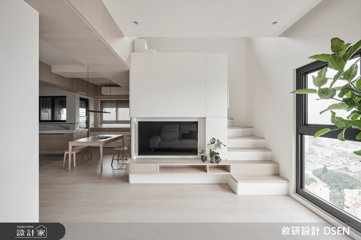 以木質與白勾勒家的藍圖，解構空間開創前所未有的高互動現代宅