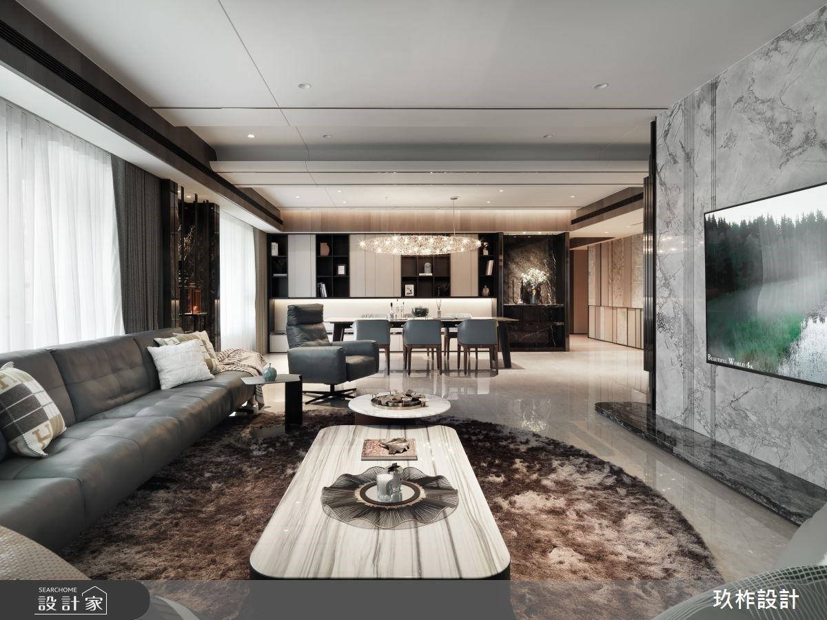 76坪混搭風新成屋以多樣石材紋理交織，預留展示區讓藝術收藏盡情展現